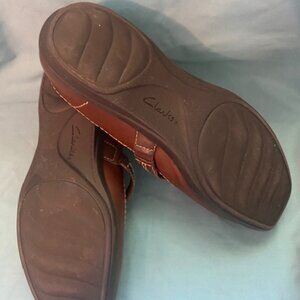 Clarks, Haydn Maize brown leather loafers